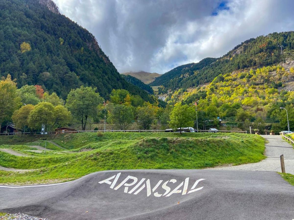 Uenik - Rustico & Moderno En Arinsal - Esqui Apartment Mas de Ribafeta Екстериор снимка